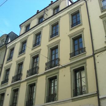 Mehrfamilienh&auml;user